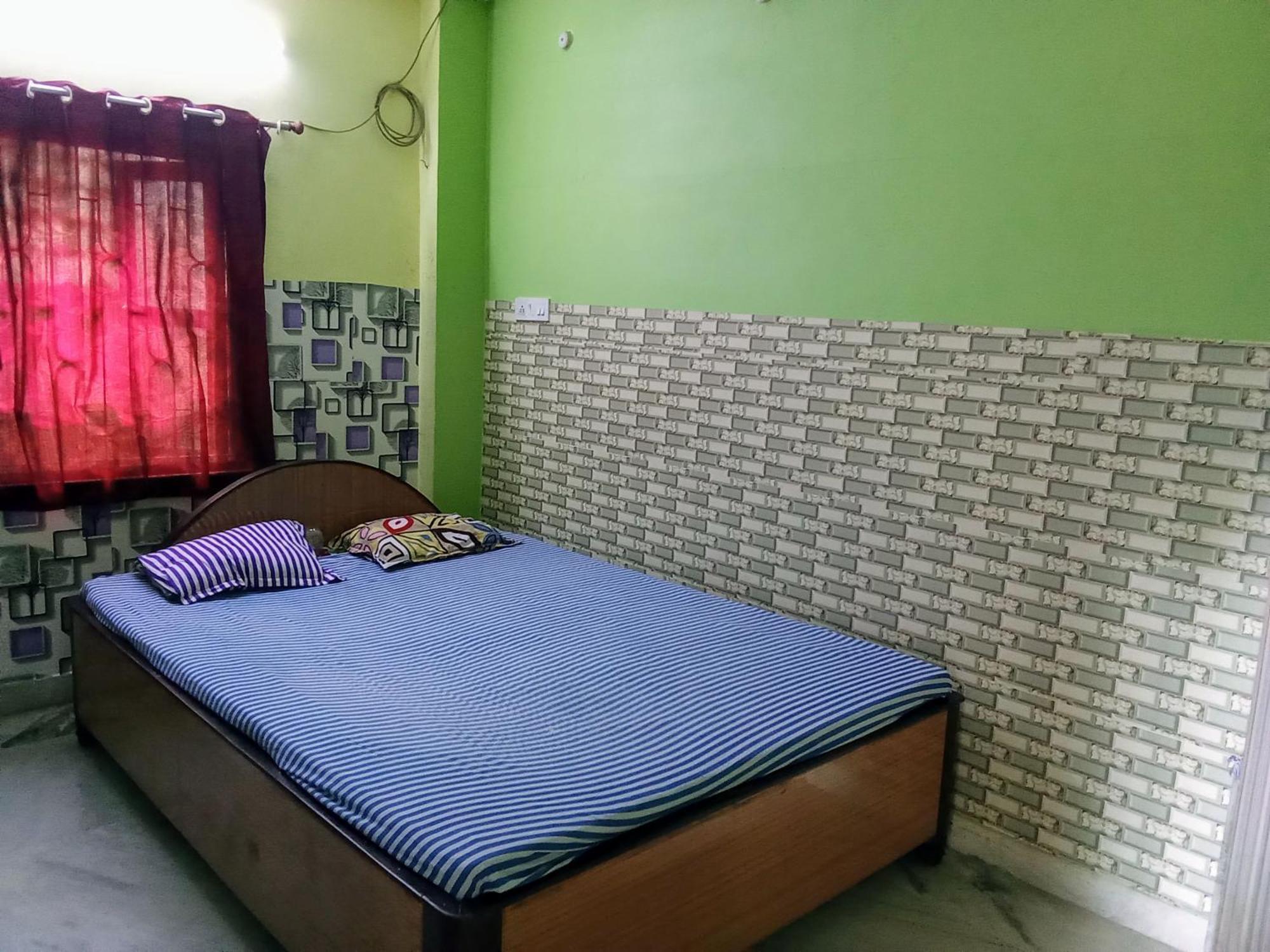 Amar Priya Guest House Kolkata Bagian luar foto